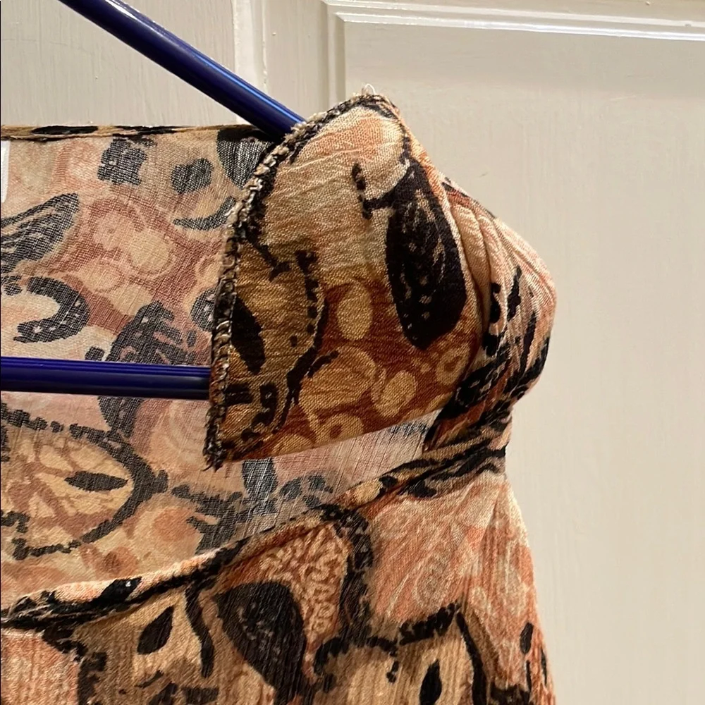 Elegant Vintage Floral Jumpsuit with Paded Shoulders - Picture 6 of 8